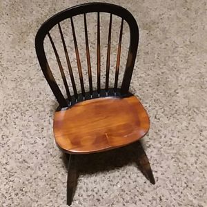 Cute mini chair 8 in across seat and 16 in high